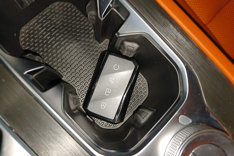 Used Dongfeng Zhengzhou Nissan Z9 2025 GT 2.0T Automatic Gasoline 4x4 First-Edition Smart Edition Interior 1