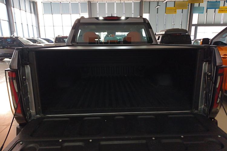 Used Dongfeng Zhengzhou Nissan Z9 2025 GT 2.0T Automatic Gasoline 4x4 First-Edition Smart Edition Trunk