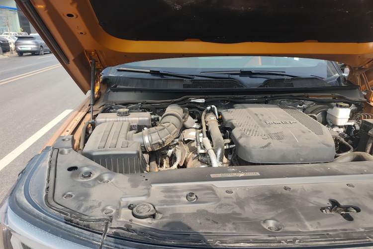 Used Dongfeng Zhengzhou Nissan Z9 2025 GT 2.3T Automatic Diesel 4x4 First-Edition Smart Edition Engine Bay Right
