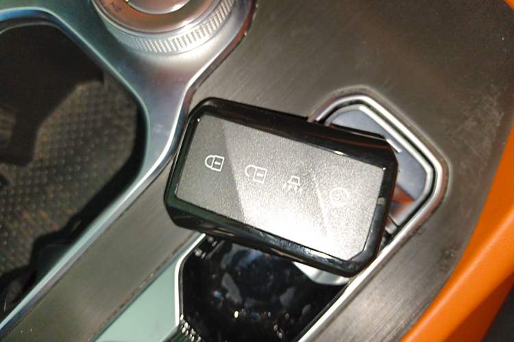 Used Dongfeng Zhengzhou Nissan Z9 2025 GT 2.3T Automatic Diesel 4x4 Smart Edition Interior 1