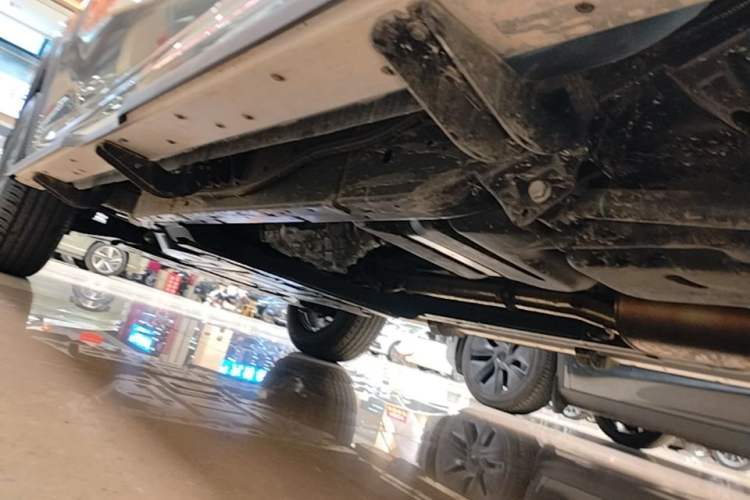 Used Dongfeng Zhengzhou Nissan Z9 2025 GT 2.3T Automatic Diesel 4x4 First Edition – Enjoyment Version Left Side Sill