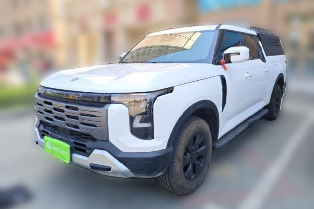 Used Dongfeng Zhengzhou Nissan Z9 2025 2.0T Automatic Gasoline 4WD Enjoyment Edition with Long Cargo Bed