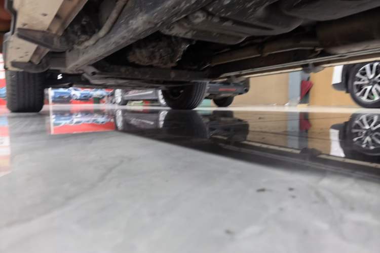 Used Dongfeng Zhengzhou Nissan Z9 2025 GT 2.3T Automatic Diesel 4x4 First-Edition Smart Edition Chassis Rear Left