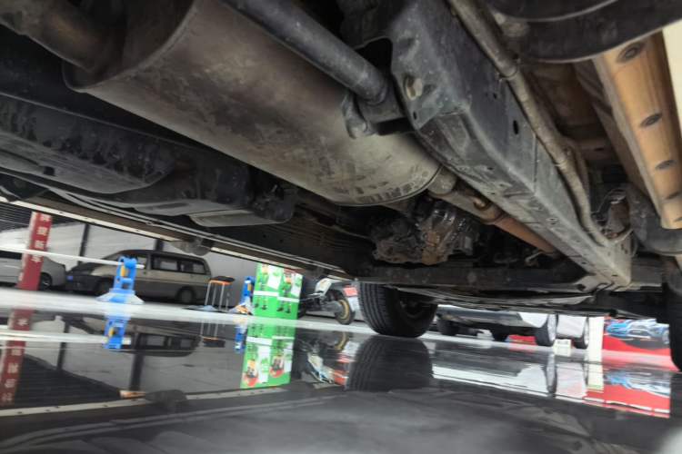 Used Dongfeng Zhengzhou Nissan Z9 2025 GT 2.3T Automatic Diesel 4x4 First-Edition Smart Edition Chassis Rear Right