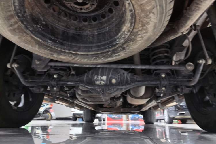 Used Dongfeng Zhengzhou Nissan Z9 2025 GT 2.3T Automatic Diesel 4x4 First-Edition Smart Edition Chassis Rear