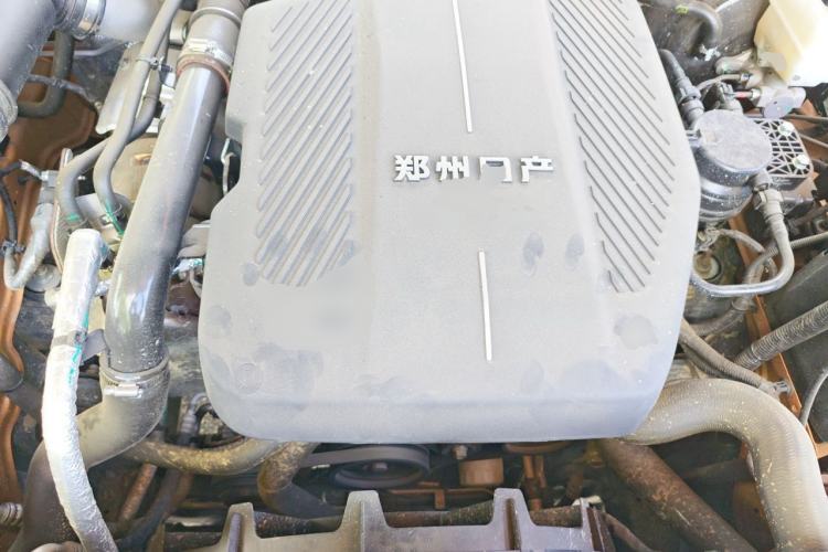 Used Dongfeng Zhengzhou Nissan Z9 2025 2.3T Automatic Diesel Two-Wheel Drive Enjoyment Edition Engine Bay