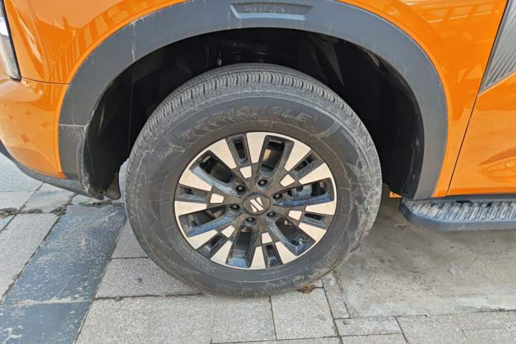 Used Dongfeng Zhengzhou Nissan Z9 2025 GT 2.3T Automatic Diesel 4x4 Smart Edition Exterior 4