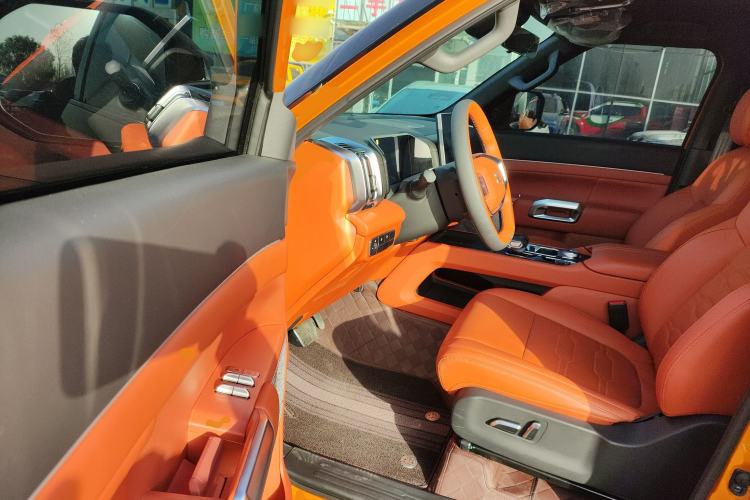 Used Dongfeng Zhengzhou Nissan Z9 2025 GT 2.0T Automatic Gasoline 4x4 Smart Edition Interior 3