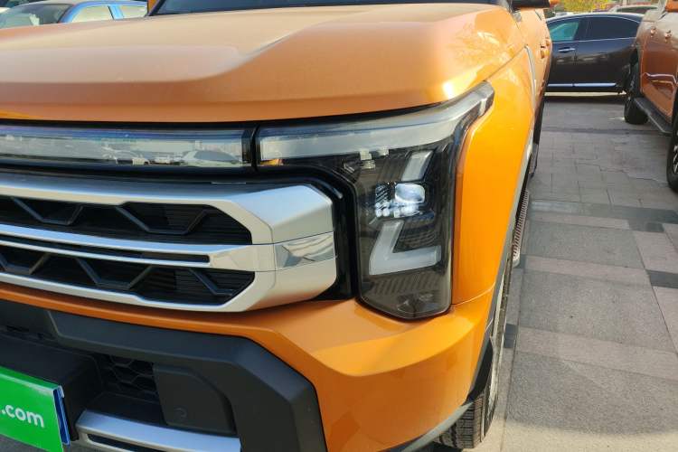 Used Dongfeng Zhengzhou Nissan Z9 2025 GT 2.0T Automatic Gasoline 4x4 Smart Edition Left Front Headlight