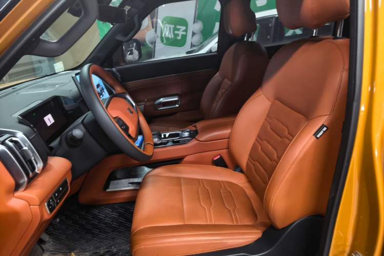 Used Dongfeng Zhengzhou Nissan Z9 2025 GT 2.3T Automatic Diesel 4x4 First-Edition Smart Edition Left Front Seat