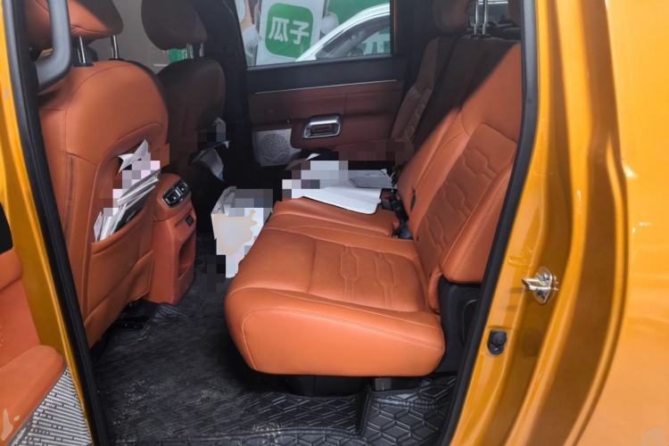 Used Dongfeng Zhengzhou Nissan Z9 2025 GT 2.3T Automatic Diesel 4x4 First-Edition Smart Edition Left Rear Seat