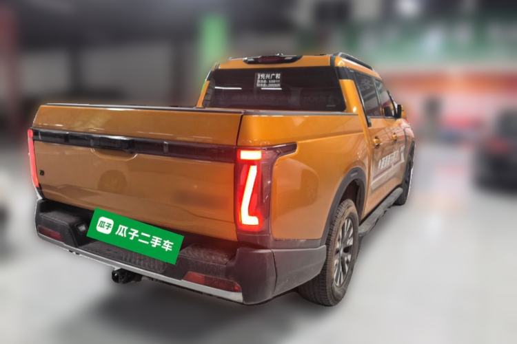 Used Dongfeng Zhengzhou Nissan Z9 2025 GT 2.3T Automatic Diesel 4x4 First-Edition Smart Edition Rear Right 45 Deg