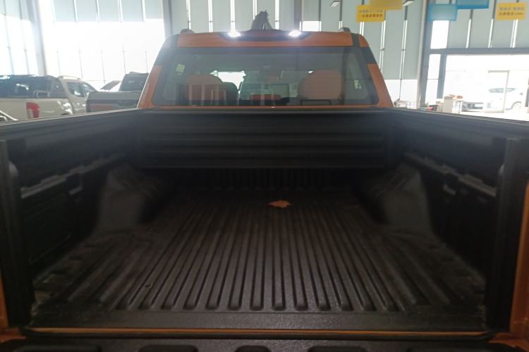 Used Dongfeng Zhengzhou Nissan Z9 2025 GT 2.3T Automatic Diesel 4x4 Smart Edition Trunk