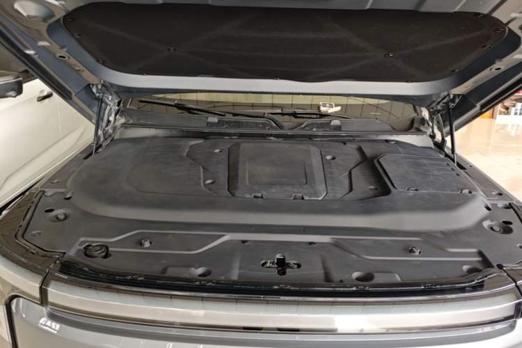 Used Dongfeng Zhengzhou Nissan Z9 GE PHEV 2025 135KM All-Wheel Drive Deluxe Edition Engine Bay