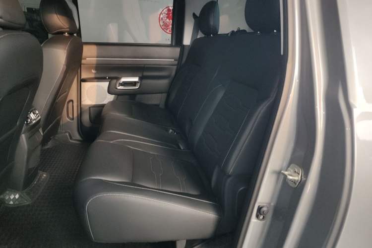 Used Dongfeng Zhengzhou Nissan Z9 GE PHEV 2025 135 km All-Wheel-Drive Exploration Edition Interior 4