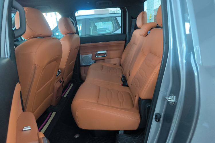 Used Dongfeng Zhengzhou Nissan Z9 GE PHEV 2025 135KM All-Wheel Drive Deluxe Edition Interior 4