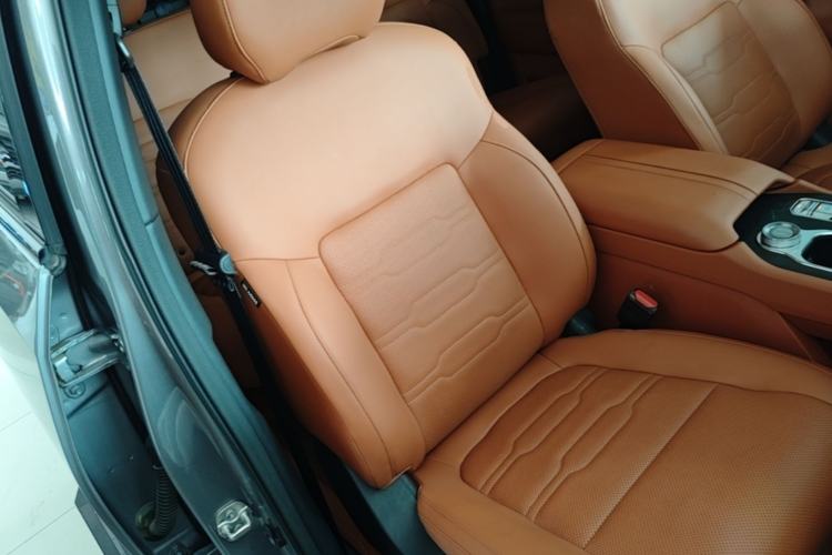 Used Dongfeng Zhengzhou Nissan Z9 GE PHEV 2025 135KM All-Wheel Drive Deluxe Edition Right Front Seat