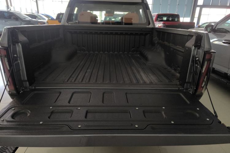 Used Dongfeng Zhengzhou Nissan Z9 GE PHEV 2025 135KM All-Wheel Drive Deluxe Edition Trunk