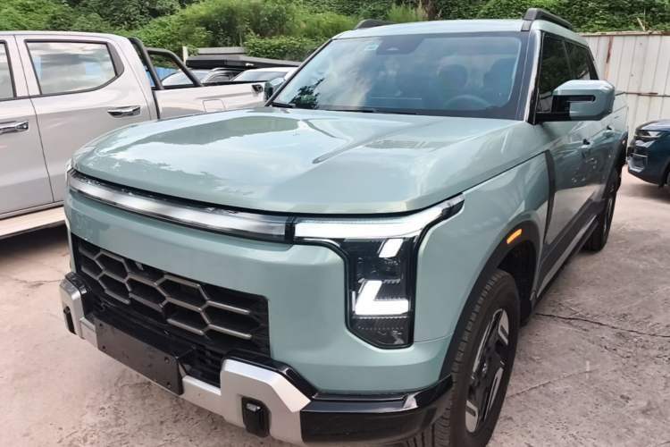 Gebrauchter Dongfeng Zhengzhou Nissan Z9 GE PHEV 2025 135KM All-Wheel Drive Deluxe Edition Guazi used car, China used car export, Used car for sale, Used  cars, Cheapest cars for sale