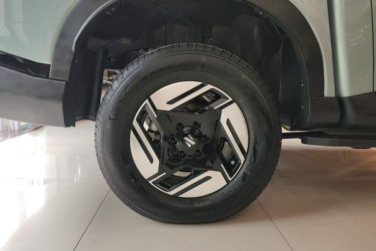Used Dongfeng Zhengzhou Nissan Z9 GE PHEV 2025 135KM All-Wheel Drive Deluxe Edition Exterior 8