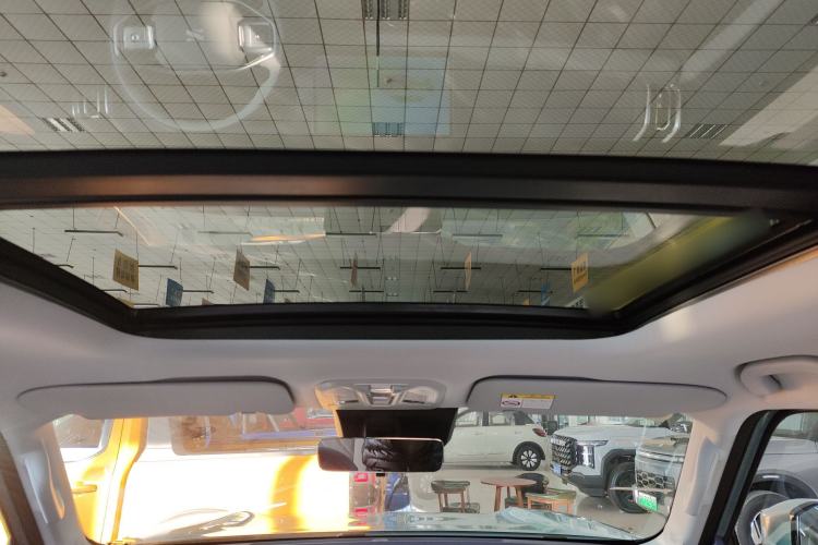 Used Dongfeng Zhengzhou Nissan Z9 GE PHEV 2025 135KM All-Wheel Drive Deluxe Edition Headliner