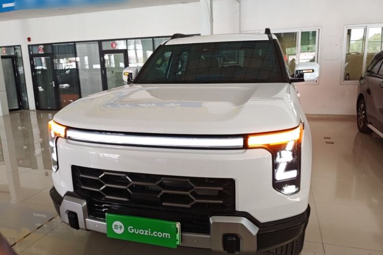 Used Dongfeng Zhengzhou Nissan Z9 GE PHEV 2025 Model 135KM All-Wheel-Drive Luxury Edition Front