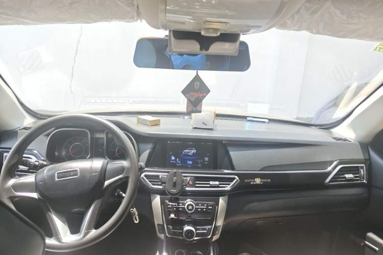 Used DORCEN G60 2019 1.6L Manual Elite Model China V Standard Center Console