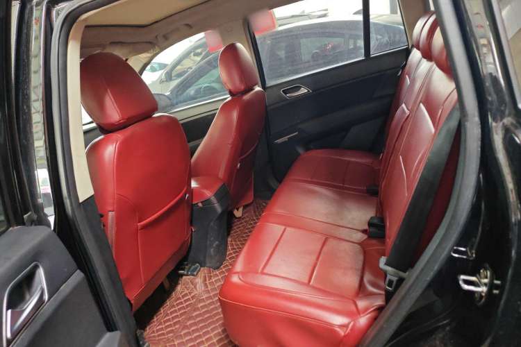 Used DORCEN G60 2019 1.6L Manual Elite Model China V Standard Interior 1