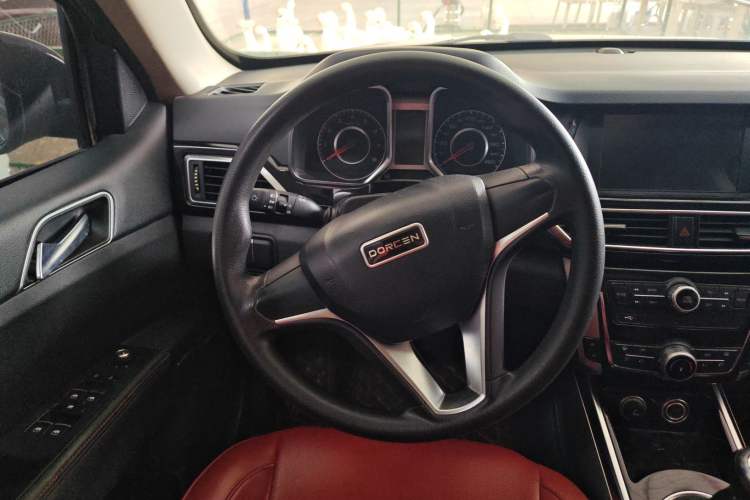 Used DORCEN G60 2019 1.6L Manual Elite Model China V Standard Interior 4