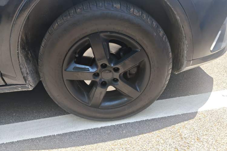 Used DORCEN G60 2019 1.6L Manual Elite Model China V Standard Right Front Wheel Hub