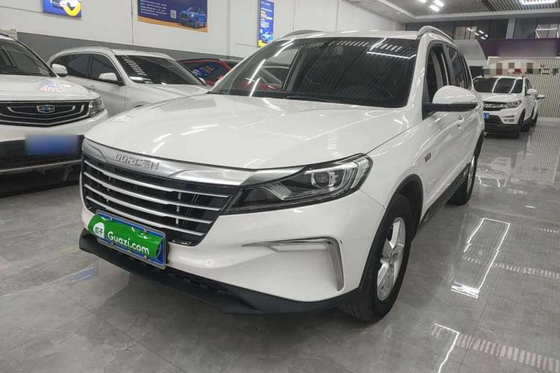 Used DORCEN G60 2019 1.6L Manual Elite Model China VI Front Left 45 Deg