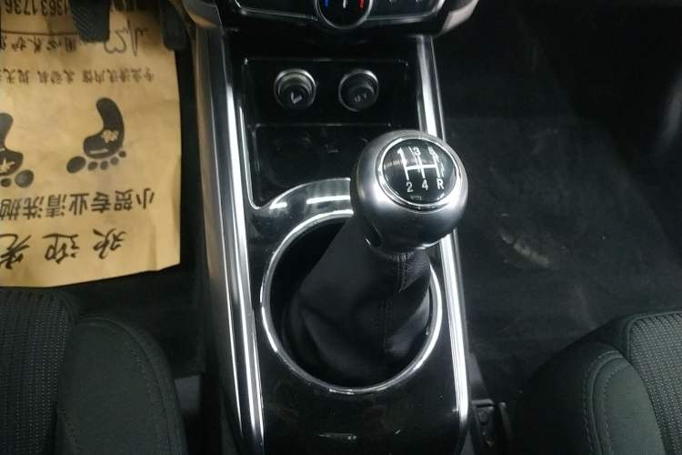 Used DORCEN G60 2019 1.6L Manual Elite Model China VI Gear Lever
