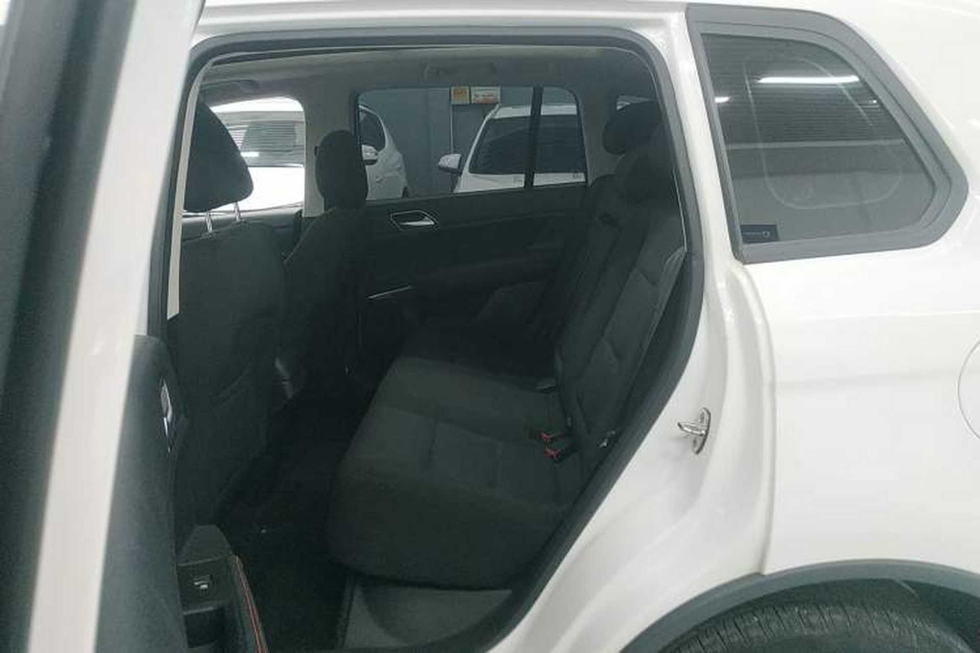 Used DORCEN G60 2019 1.6L Manual Elite Model China VI Left Rear Seat