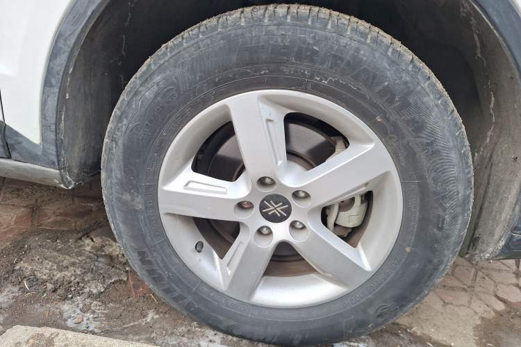 Used DORCEN G60 2019 1.6L Manual Elite Model China V Standard Right Front Wheel Hub
