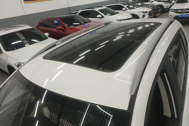 Used DORCEN G60 2019 1.6L Manual Elite Model China VI Roof