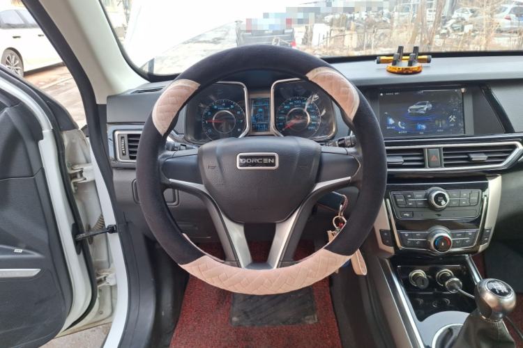 Used DORCEN G60 2019 1.6L Manual Elite Model China V Standard Steering Wheel