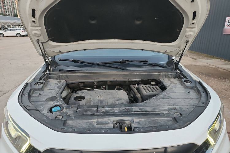 Used DORCEN G60S 2019 1.5T Automatic Luxury Version China VI Standard Engine Bay