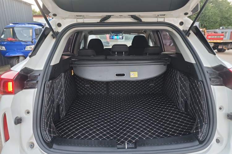 Used DORCEN G60S 2019 1.5T Automatic Luxury Version China VI Standard Trunk