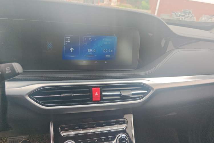Used DORCEN G60S 2019 1.5T Automatic Luxury Version China VI Standard Audio And AC Panel