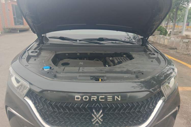 Used DORCEN G60S 2019 1.5T Automatic Luxury Version China VI Standard Engine Bay