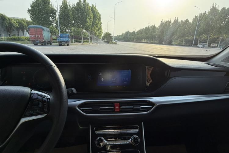 Used DORCEN G60S 2019 1.5T Automatic Luxury Version China VI Standard Interior 7