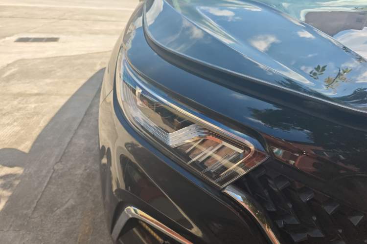 Used DORCEN G60S 2019 1.5T Automatic Luxury Model China V Standard Right Front Headlight