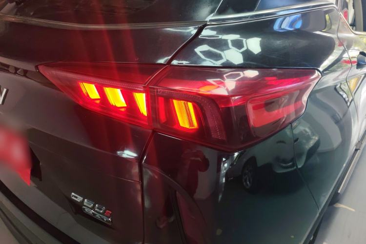 Used DORCEN G60S 2019 1.5T Automatic Prestige Version China V Standard Right Rear Taillight