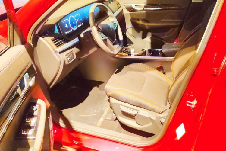 Used DORCEN G60S 2019 1.5T Automatic Luxury Version China VI Standard Driver Seat