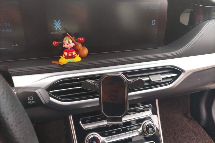 Used DORCEN G60S 2019 1.5T Automatic Luxury Version China VI Standard Audio And AC Panel