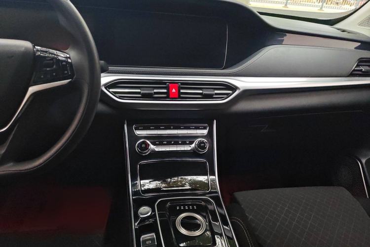Used DORCEN G60S 2019 1.5T Automatic Luxury Version China VI Standard Audio And AC Panel