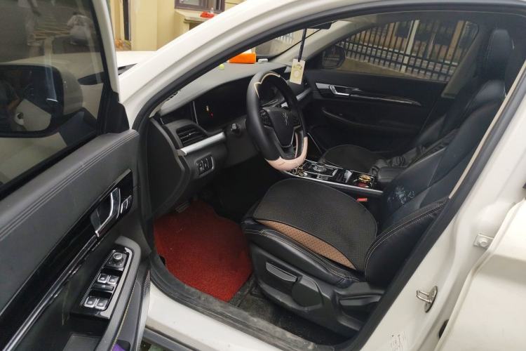 Used DORCEN G60S 2019 1.5T Automatic YueXiang Model China VI Standard Driver Seat