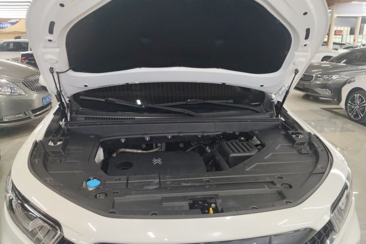 Used DORCEN G60S 2019 1.5T Automatic Luxury Model China V Standard Engine Bay