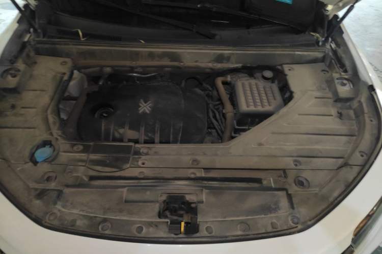Used DORCEN G60S 2019 1.5T Automatic Luxury Version China VI Standard Engine Bay