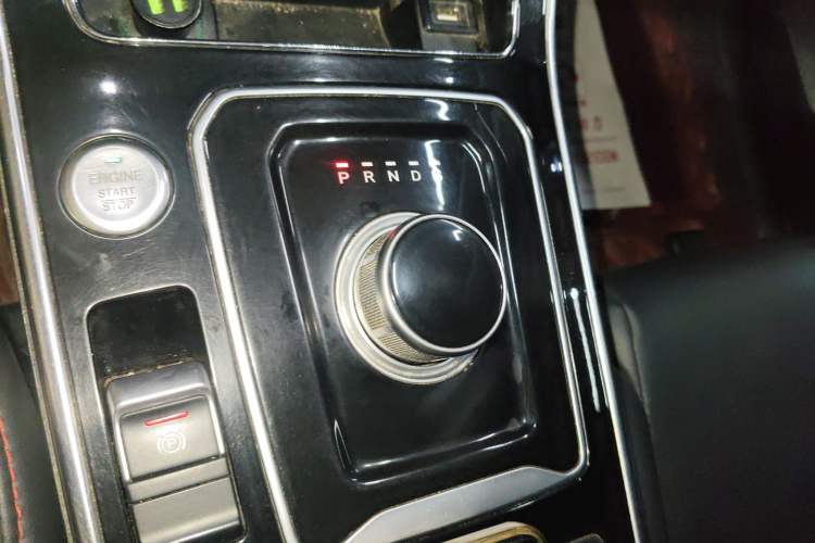 Used DORCEN G60S 2019 1.5T Automatic Luxury Model China V Standard Gear Lever